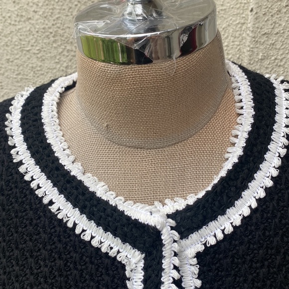 Maison Common from Neiman Marcus vintage knitted cardigan sweater w/ pockets - Picture 9 of 16